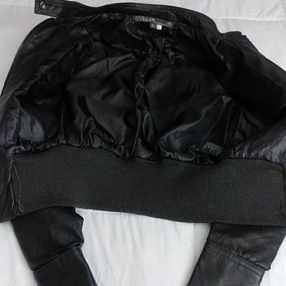 Jacket - Picture 2 of 3